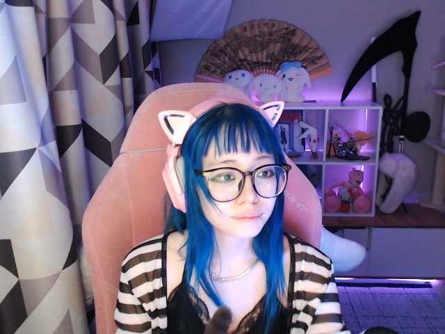 GertieCoach live cam on BongaCams