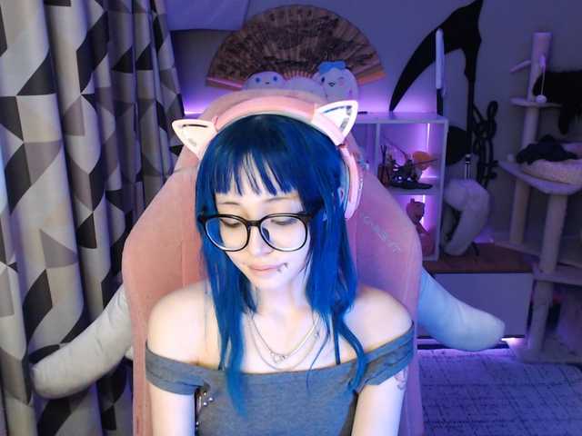 GertieCoach live cam on BongaCams