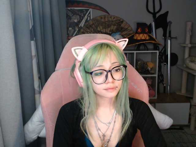 GertieCoach live cam on BongaCams