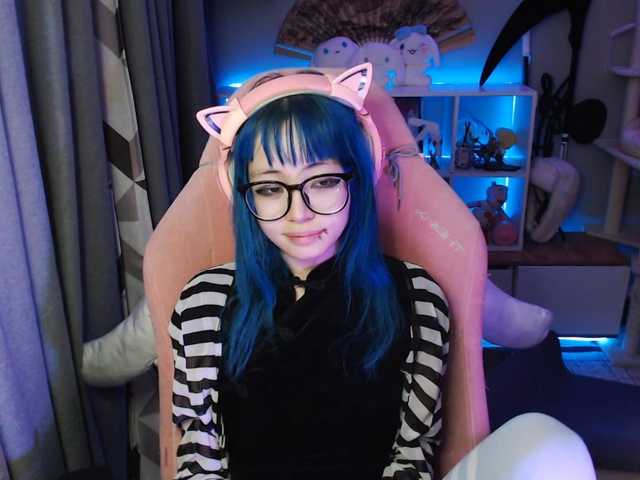 GertieCoach live cam on BongaCams