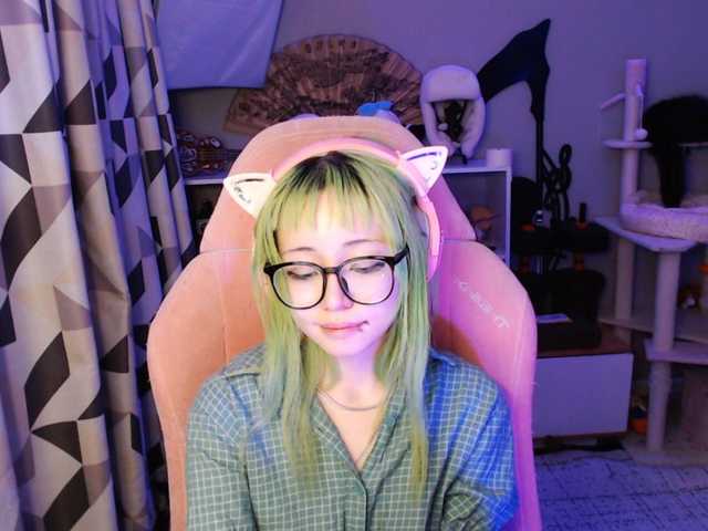 GertieCoach live cam on BongaCams