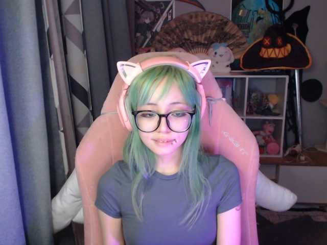 GertieCoach live cam on BongaCams
