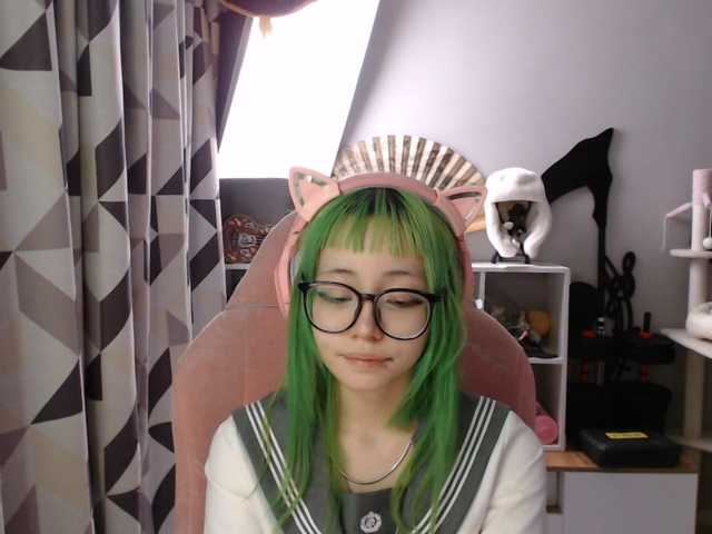 GertieCoach live cam on BongaCams