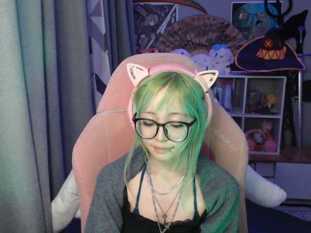 GertieCoach live cam on BongaCams