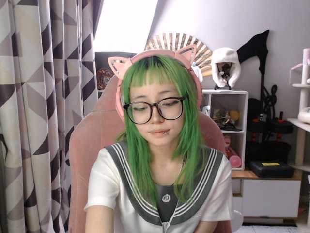 GertieCoach live cam on BongaCams