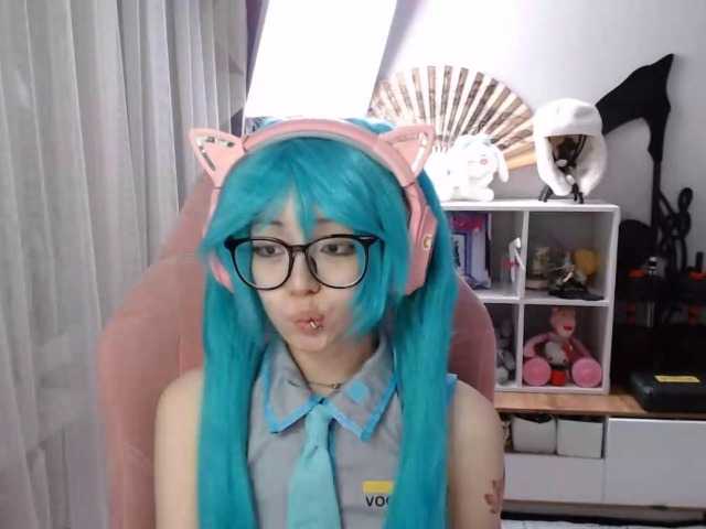 GertieCoach live webcam show
