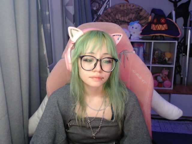 GertieCoach live cam on BongaCams