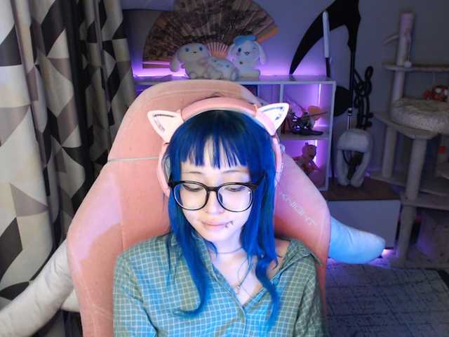 GertieCoach live cam on BongaCams