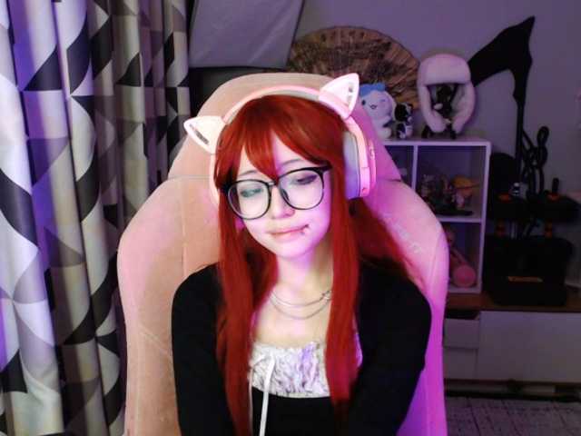 GertieCoach live cam on BongaCams