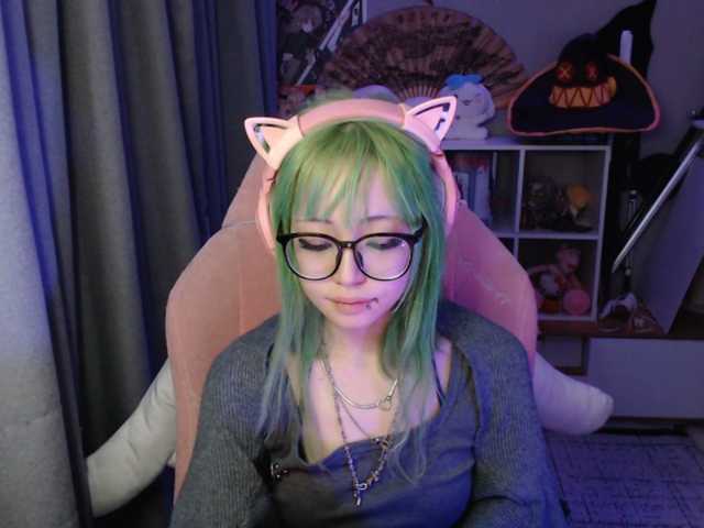 GertieCoach live cam on BongaCams