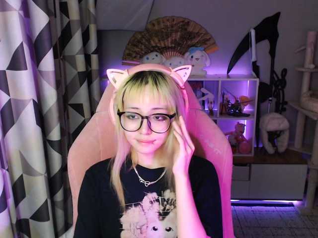 GertieCoach live cam on BongaCams