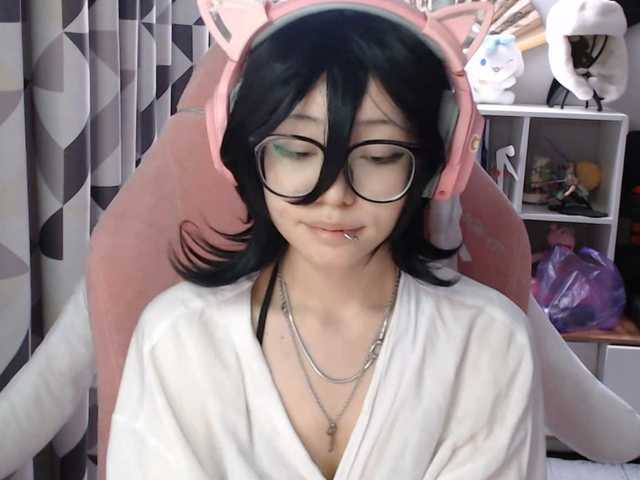 GertieCoach live cam on BongaCams