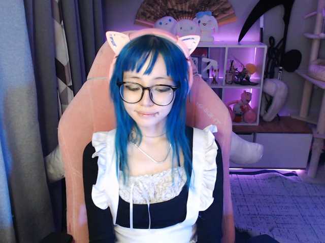 GertieCoach live cam on BongaCams