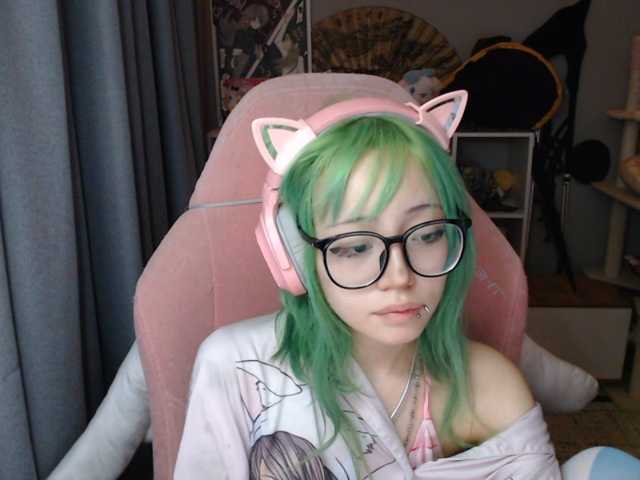GertieCoach live cam on BongaCams