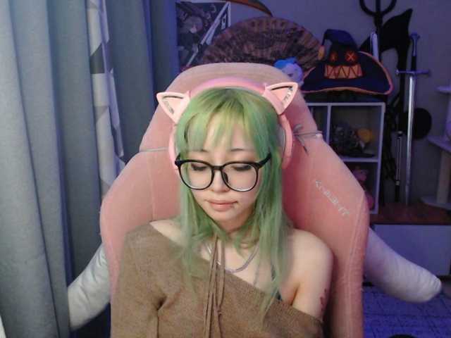 GertieCoach live cam on BongaCams