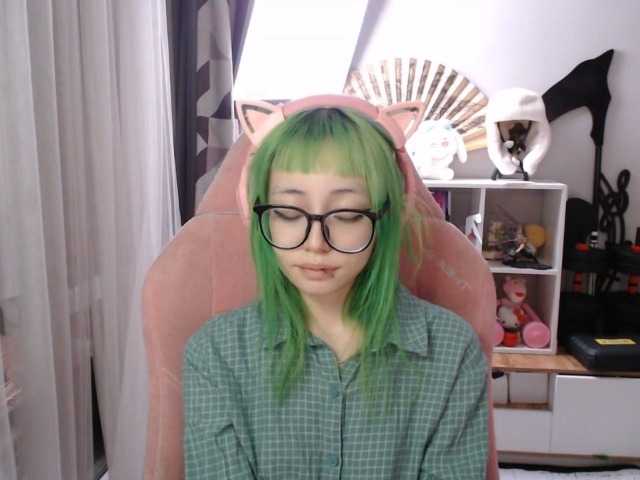 GertieCoach live cam on BongaCams