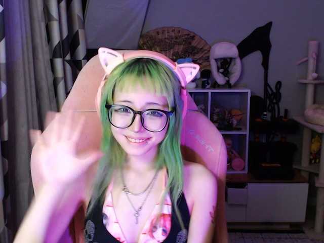 GertieCoach live cam on BongaCams