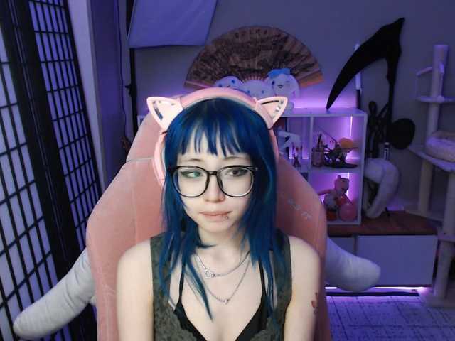 GertieCoach live cam on BongaCams