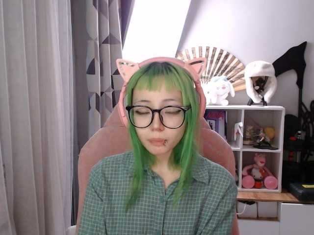 GertieCoach live webcam show