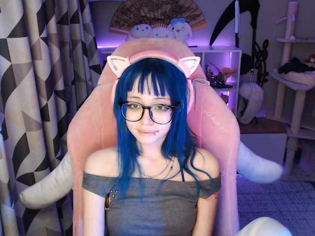 GertieCoach live cam on BongaCams