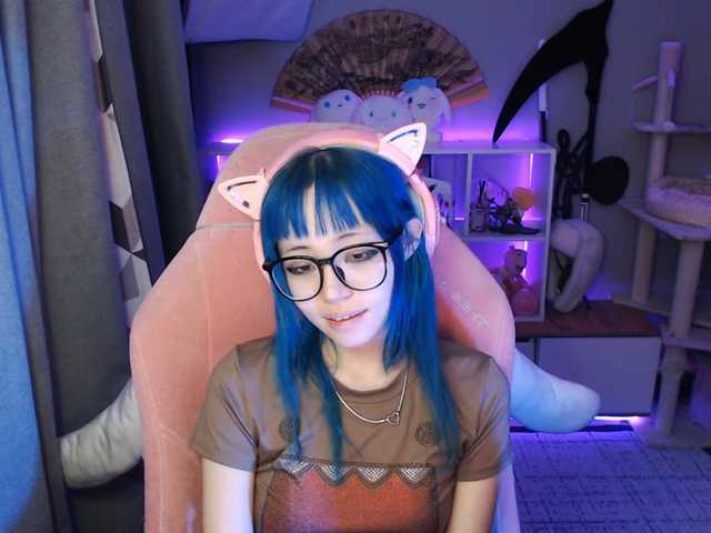 GertieCoach live cam on BongaCams