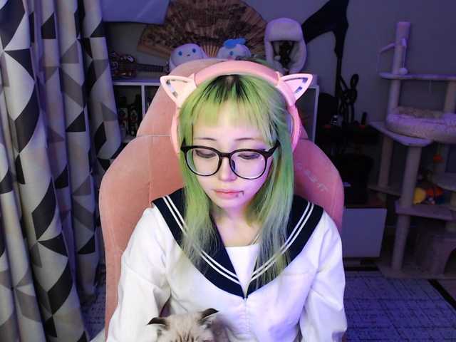 GertieCoach live cam on BongaCams