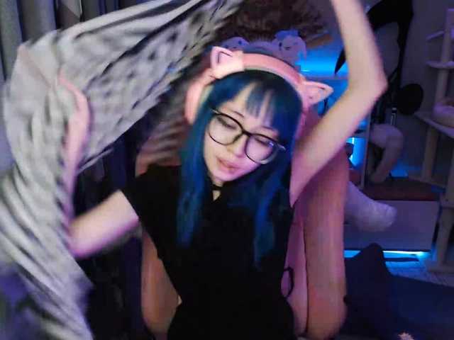 GertieCoach live cam on BongaCams