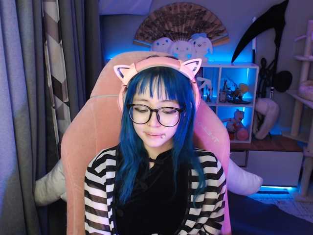 GertieCoach live cam on BongaCams