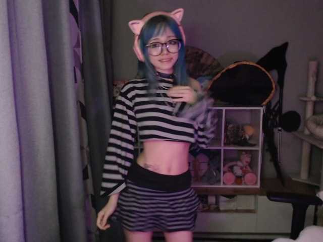 GertieCoach live cam on BongaCams