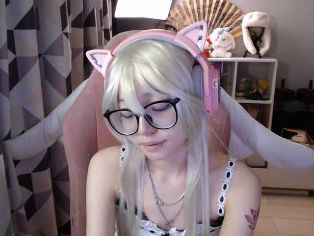 GertieCoach live cam on BongaCams