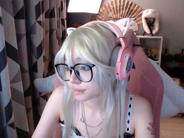 GertieCoach live cam on BongaCams
