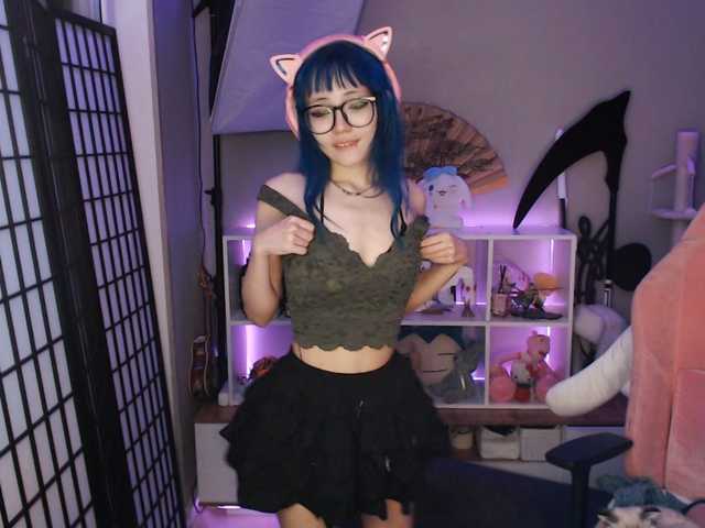 GertieCoach live cam on BongaCams