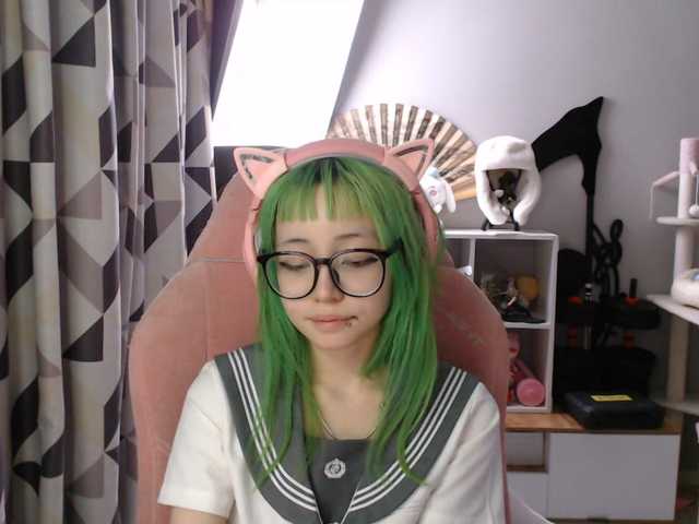 GertieCoach live webcam show