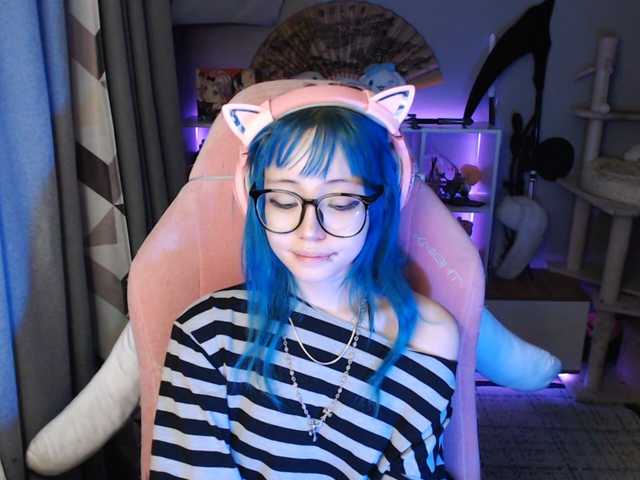 GertieCoach live cam on BongaCams