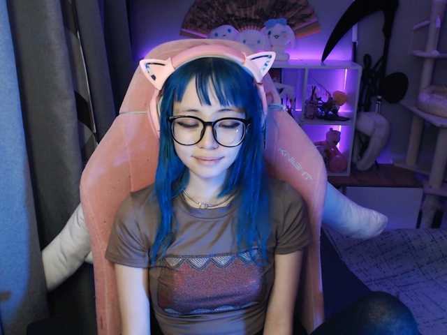 GertieCoach live cam on BongaCams