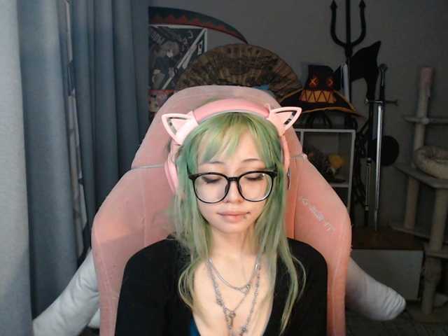 GertieCoach live cam on BongaCams