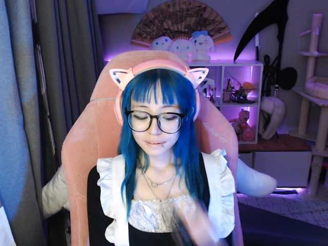GertieCoach live cam on BongaCams