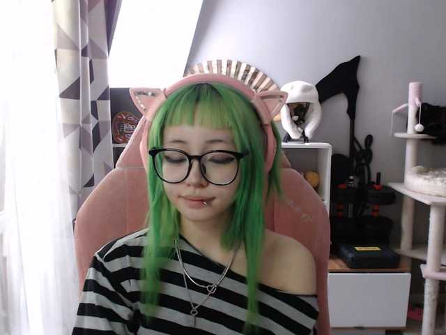 GertieCoach live cam on BongaCams