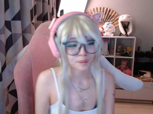 GertieCoach live cam on BongaCams