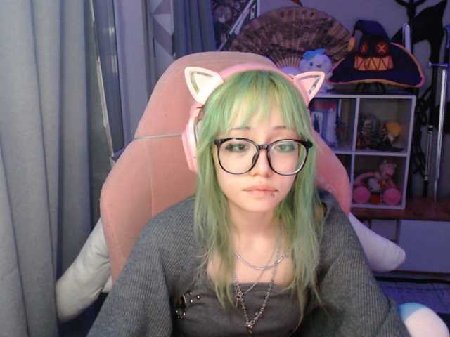 GertieCoach live cam on BongaCams