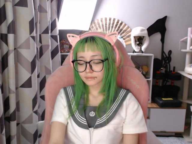 GertieCoach live webcam show