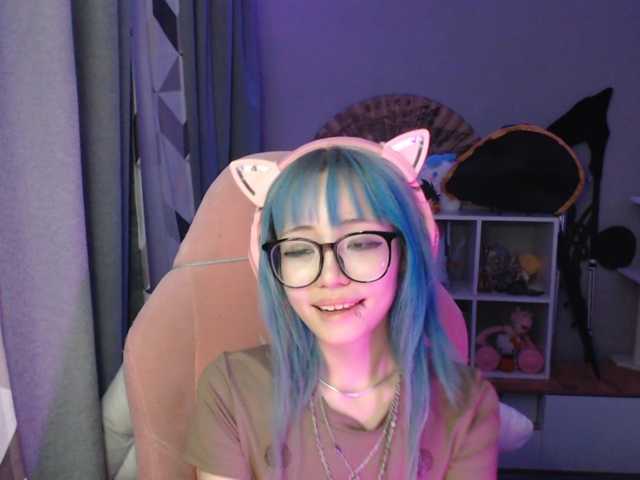 GertieCoach live cam on BongaCams