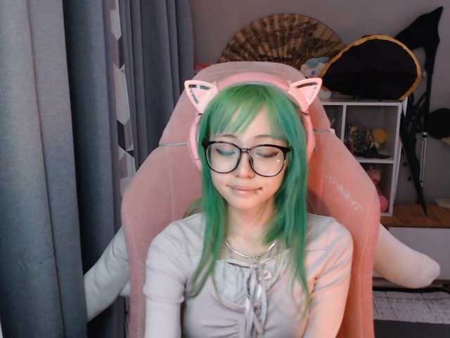 GertieCoach live cam on BongaCams