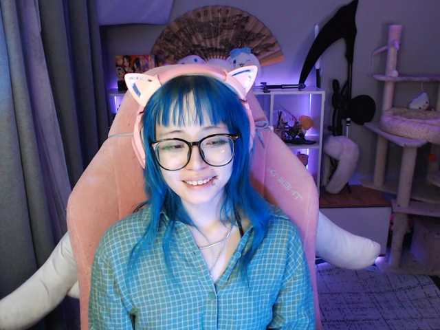 GertieCoach live cam on BongaCams