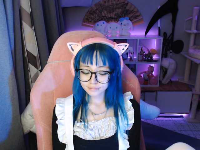GertieCoach live cam on BongaCams