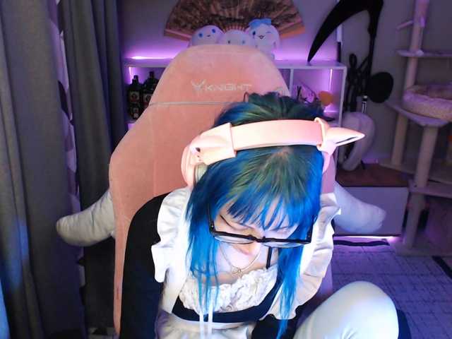 GertieCoach live cam on BongaCams