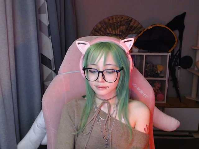 GertieCoach live cam on BongaCams