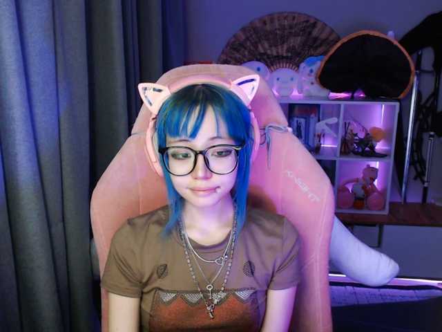 GertieCoach live cam on BongaCams