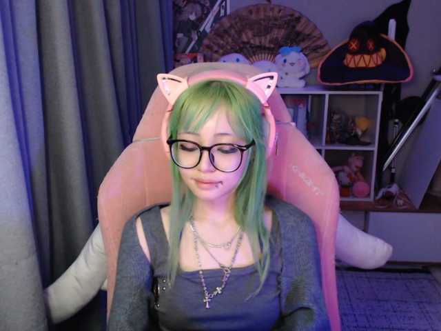 GertieCoach live cam on BongaCams