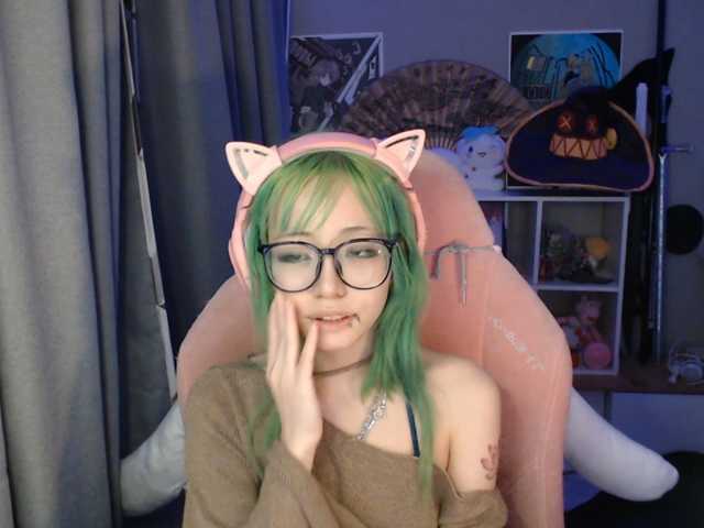 GertieCoach live cam on BongaCams
